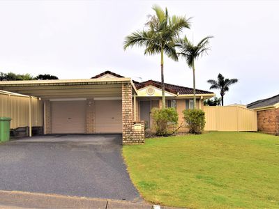 7 Fairweather Drive, Parkwood