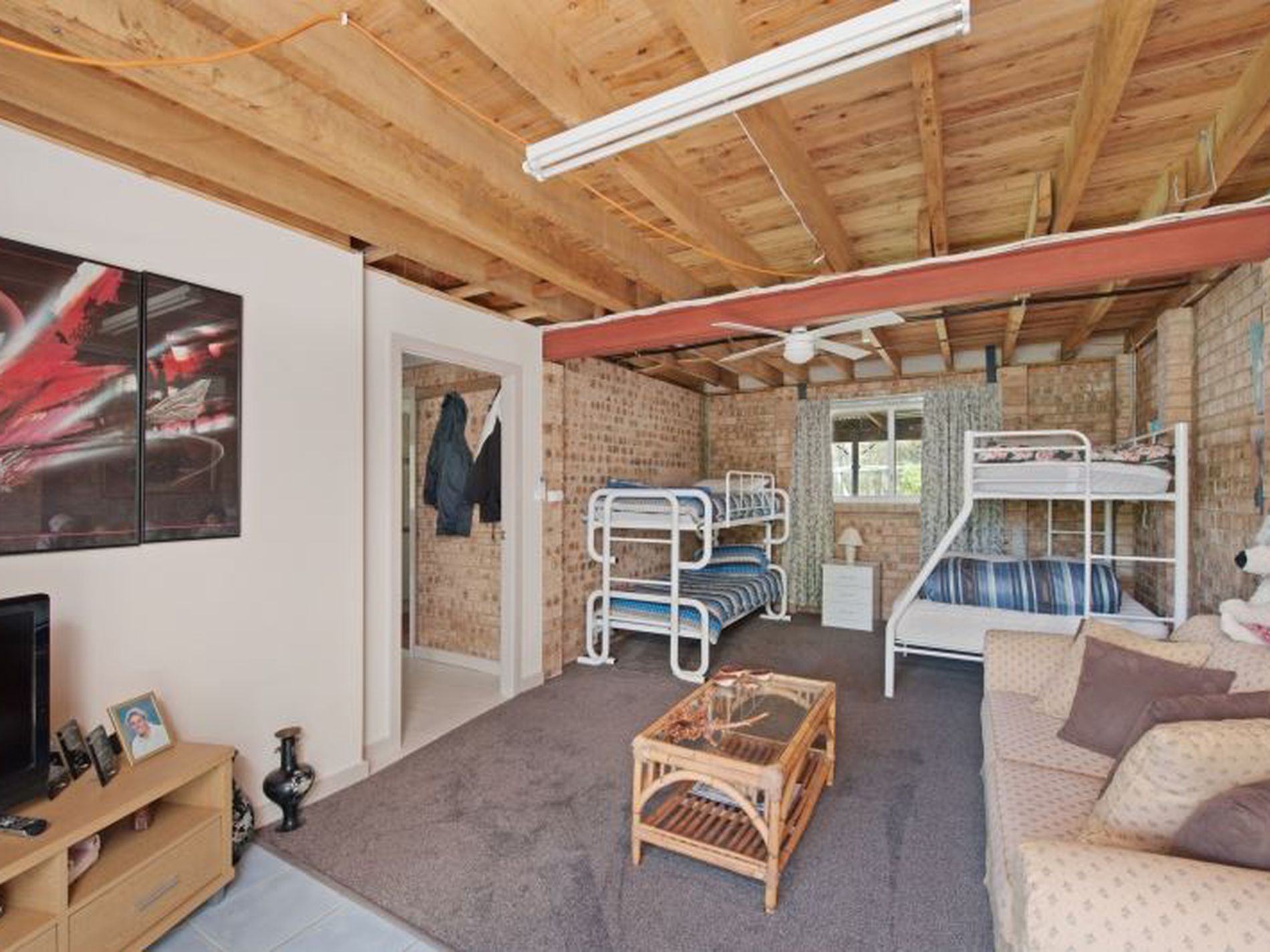 10 Garrad Way, Lake Conjola