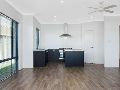 7 Persian Street, Eglinton