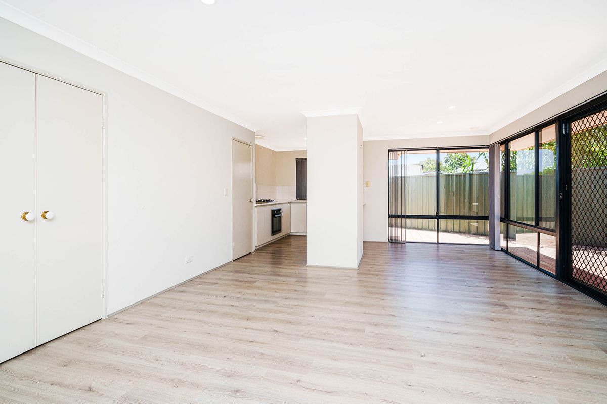 6 / 43A Wright Crescent, Bayswater