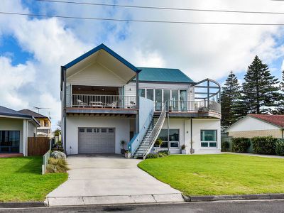 6 Beach Road, Beachport