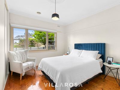 18 Read Street, Newtown