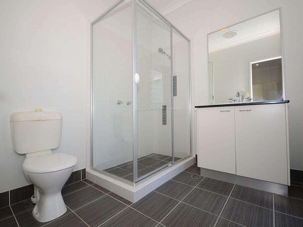 8 HELM STREET, Toogoom
