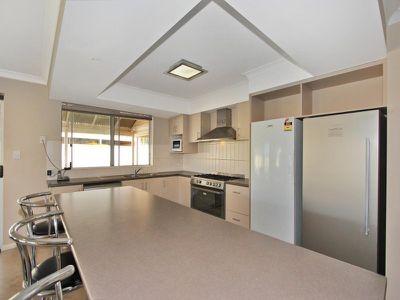 10 Henderson Drive, Kalgoorlie