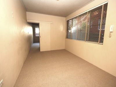 2 / 42 Meadow Crescent, Meadowbank