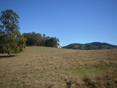 40 McGinn Road, Gheerulla