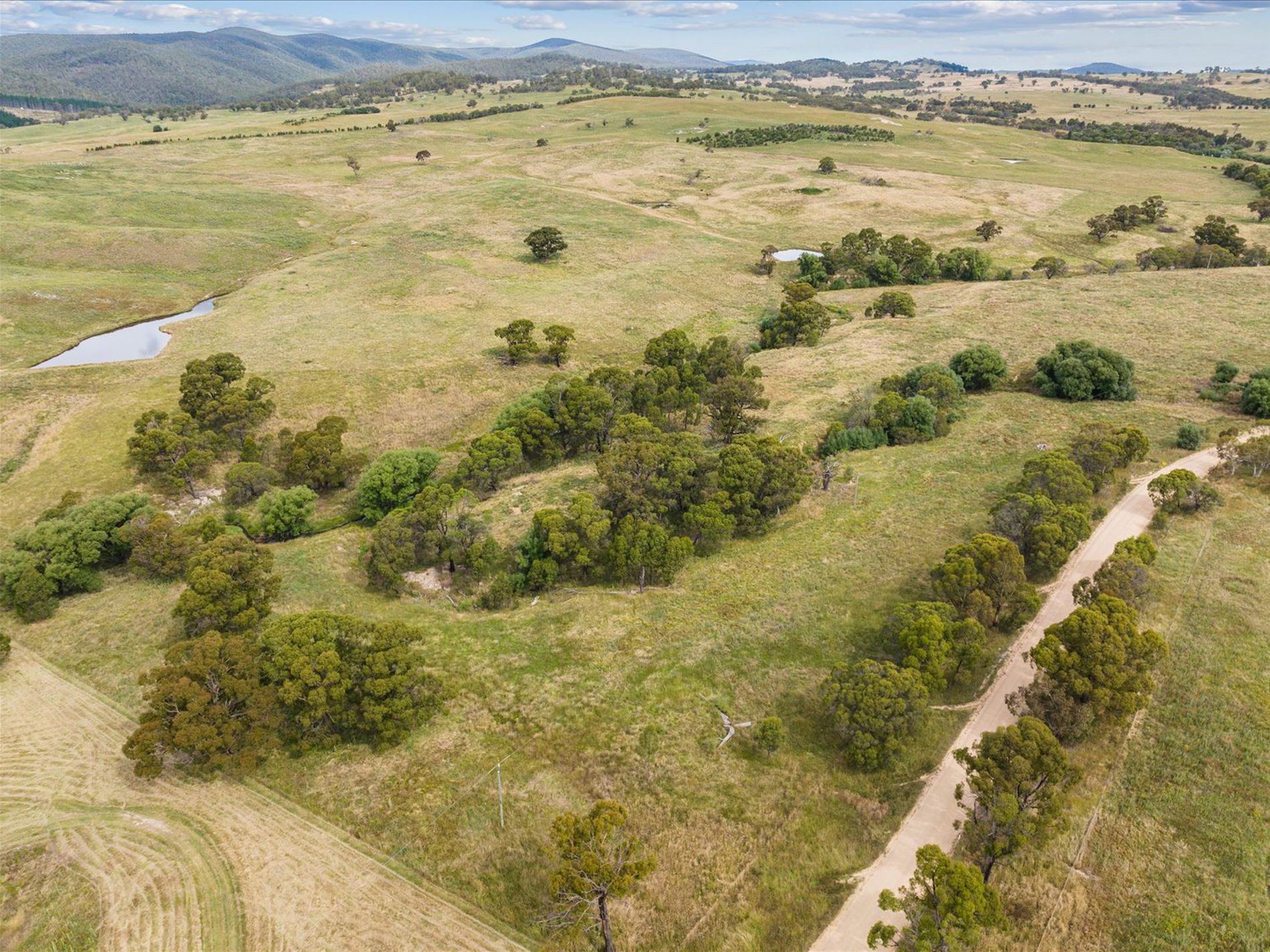 4436 Jerangle Road, Captains Flat