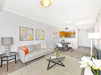 2202 / 1 Hosking Place, Sydney