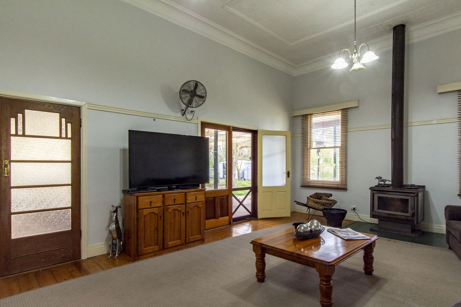 256 HORSHAM-LUBECK ROAD, Riverside