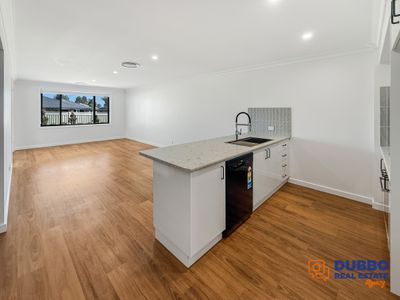 11 Lesmurdie Parade, Dubbo