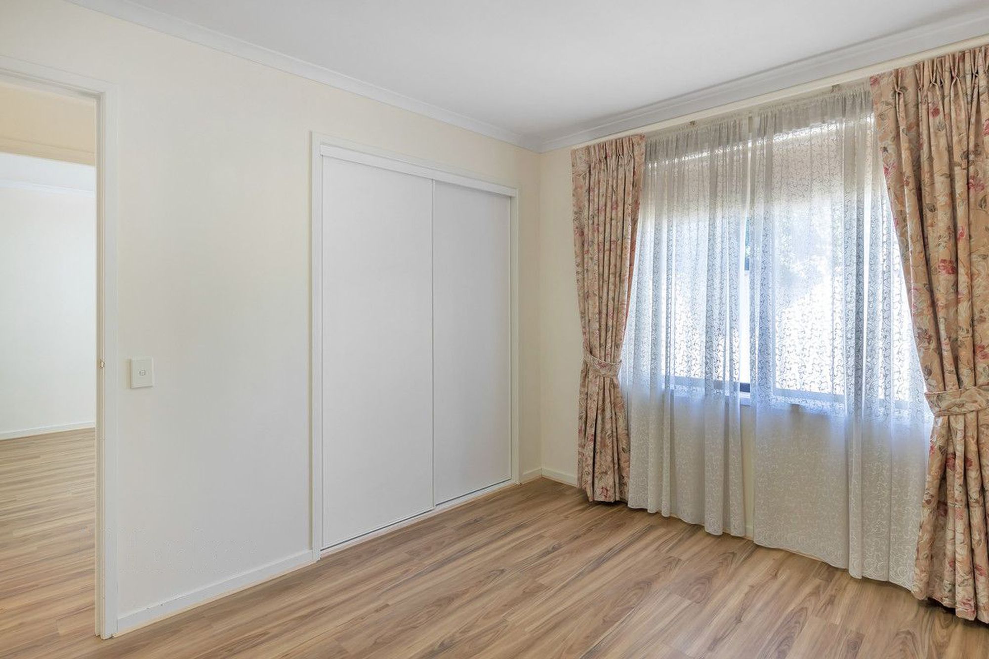 27 Meadowbank Terrace, Northgate