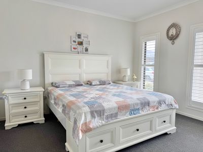 16 Hound Street, Wyndham Vale