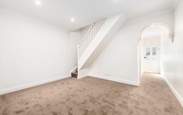 543 Gardeners  Road, Mascot
