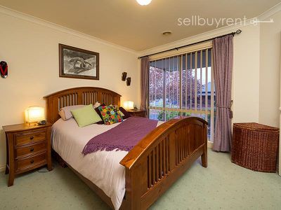26 JEVINGTON DRIVE, Wodonga