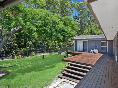 15 Palm Grove Crescent, Tewantin