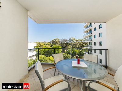 30 / 34 Kings Park Road, West Perth