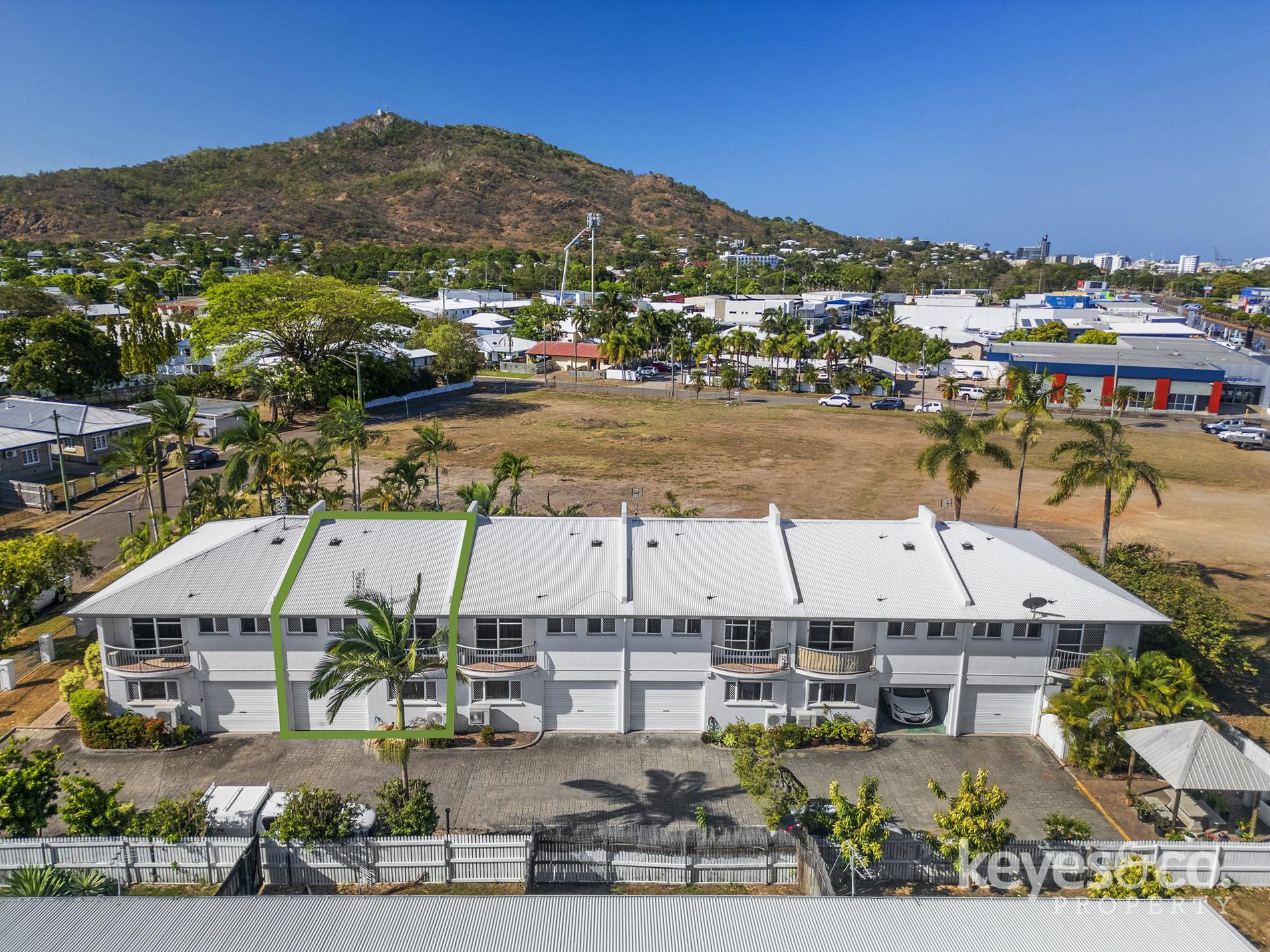 2 / 8 Regent Street, Hyde Park