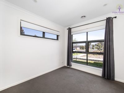 15 Gants Path, Wyndham Vale