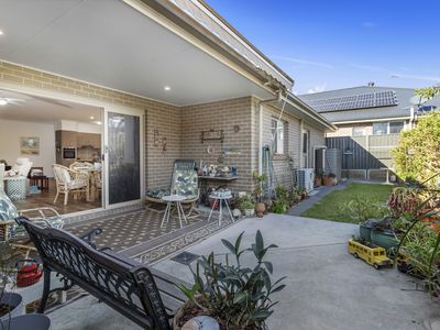 19 Eastpoint Ave, Haywards Bay