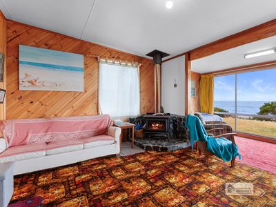 101 Irby Boulevard, Sisters Beach