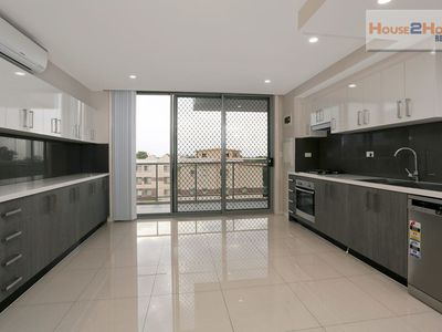 301 / 12 Fourth Avenue, Blacktown