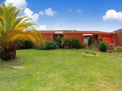 1 Kent Mews, Cranbourne North