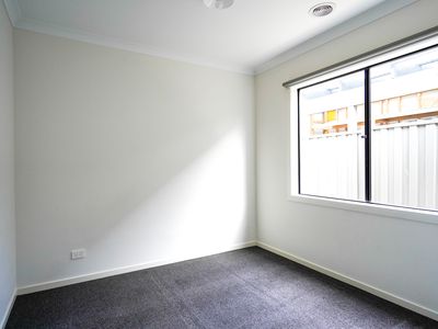 36 Basildon Crescent, Strathtulloh
