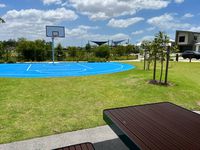 51 Redcomb Drive, Park Ridge