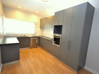 3 Beauty Avenue , Mount Beauty