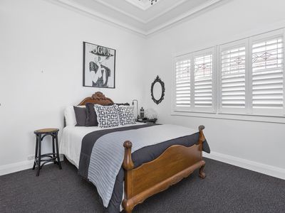 22 Fisher Street, West Wollongong