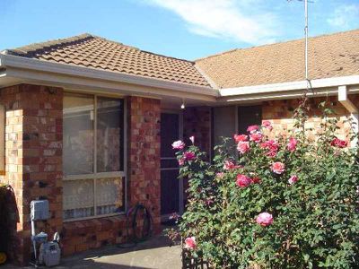 2 / 44 Duncans Road, Werribee