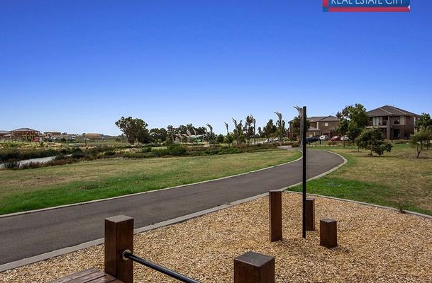 14 Burrows Place, Craigieburn