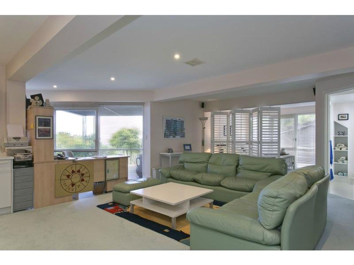 34 Somers Avenue, Mccrae Real Estate Alliance Victoria