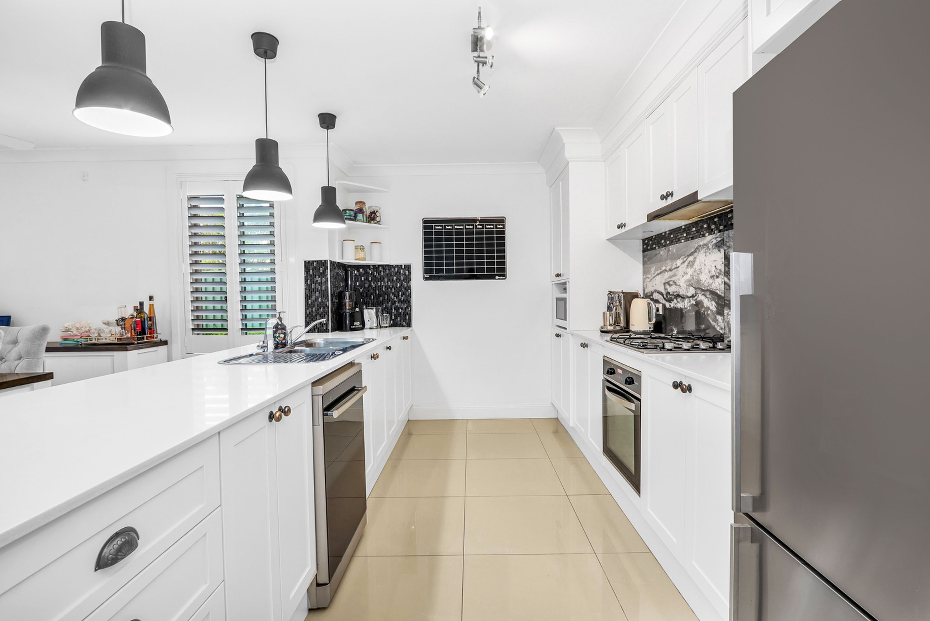4 Jindalee Place, GLENMORE PARK