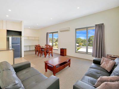 3 / 1 Hussar Court, Woodgate