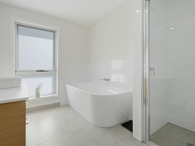 14 Pimelea Close, George Town