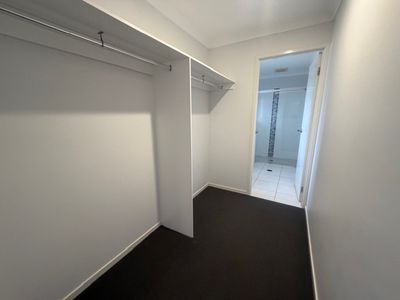 9 CURLEW CRESCENT, Oxley Vale