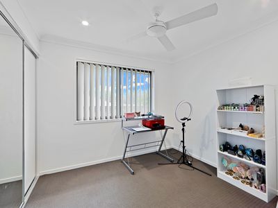 1 & 2 / 25 Sutherland Road, Branyan