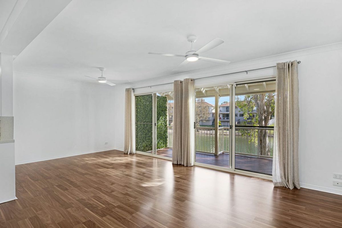 16 / 84 Cumberland Drive, Varsity Lakes