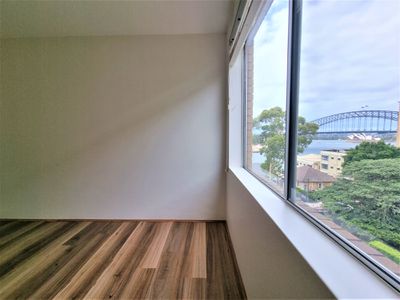10 / 30 East Crescent Street, Mcmahons Point