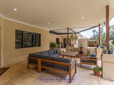 2 James Spiers Drive, Wanneroo