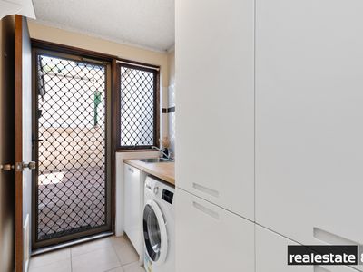 2 / 4 Lawrence Street, Como