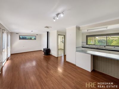 11 Dougherty Street, Horsham