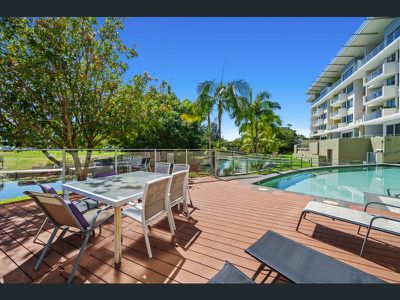 208 / 2 Riverwalk Avenue, Robina