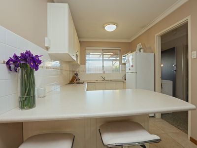 8/82 Edward Street, Osborne Park