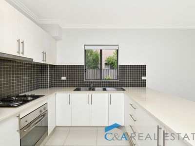 9 / 55 Cross Street, Guildford