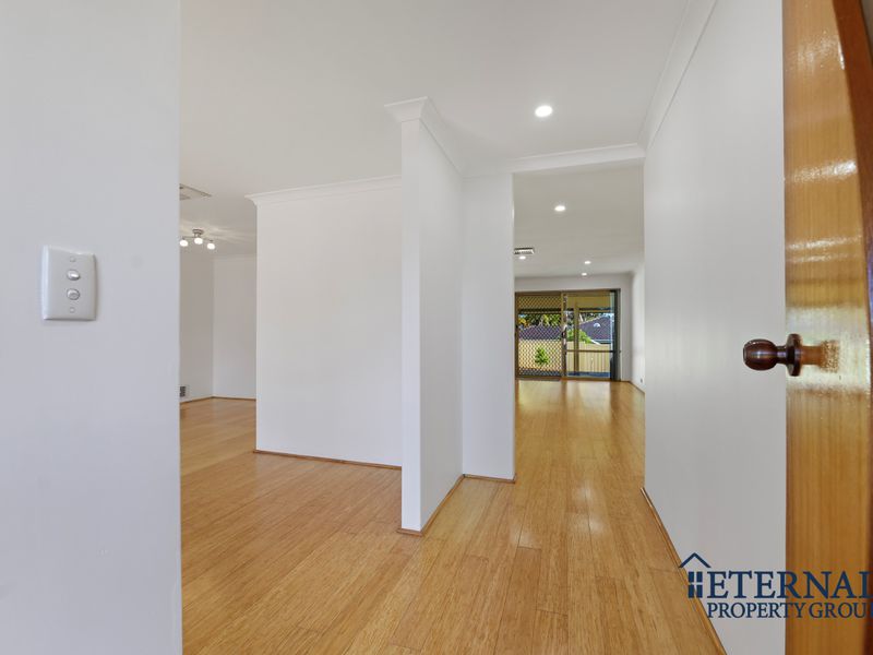 6A Moseley Hill, Kardinya