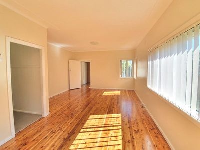 52 Tamplin Road, Guildford