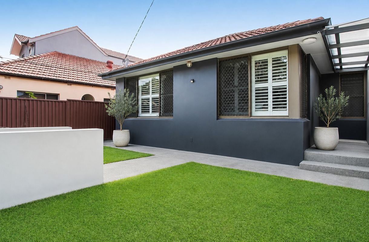 103 Sparks Street, Eastlakes
