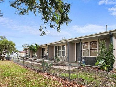 5 / 27 chiswick st, South Granville